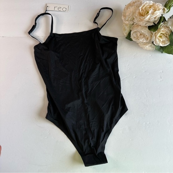 Real Under Wear Sz Medium Black Bodysuit NWT - Picture 1 of 3